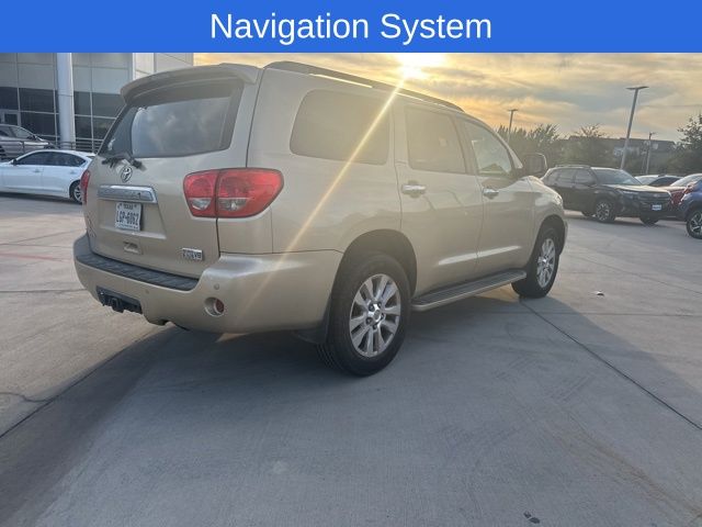 2010 Toyota Sequoia Platinum photo 2