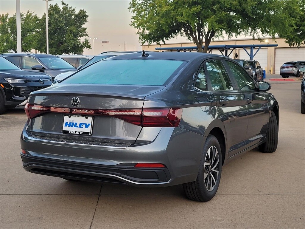 2025 Volkswagen Jetta 1.5T S photo 3