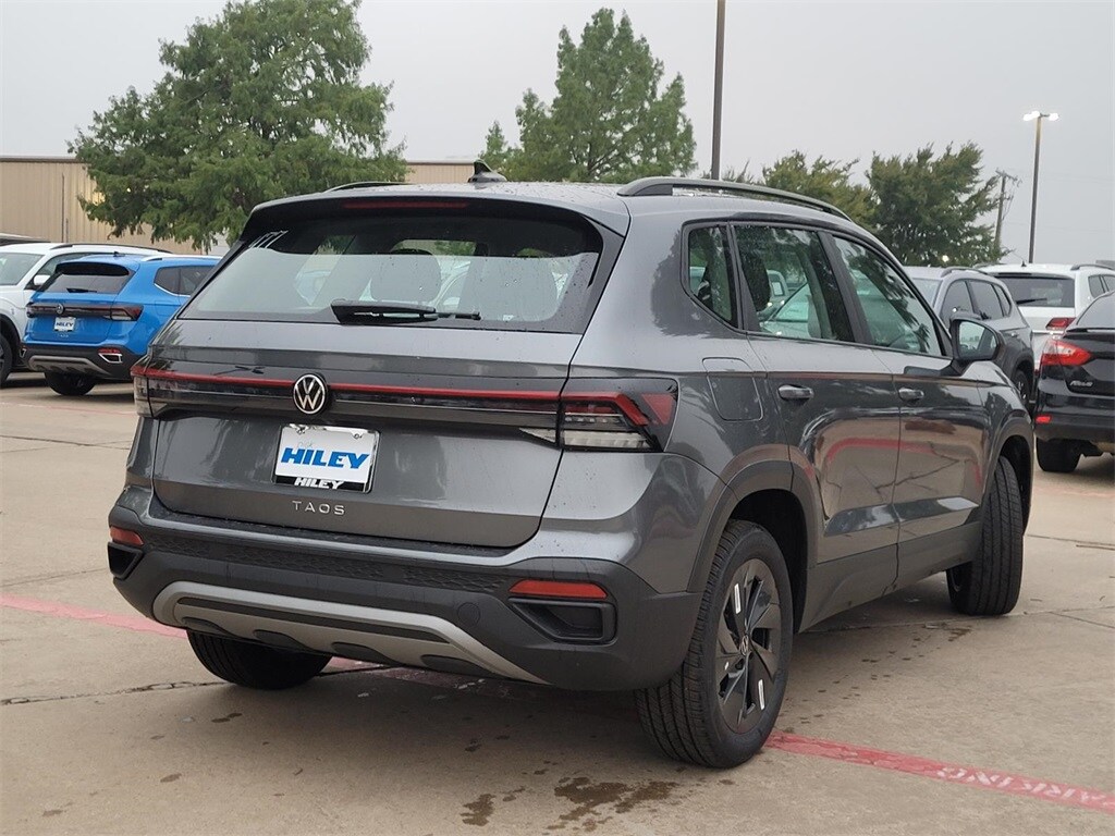 2025 Volkswagen Taos S photo 2