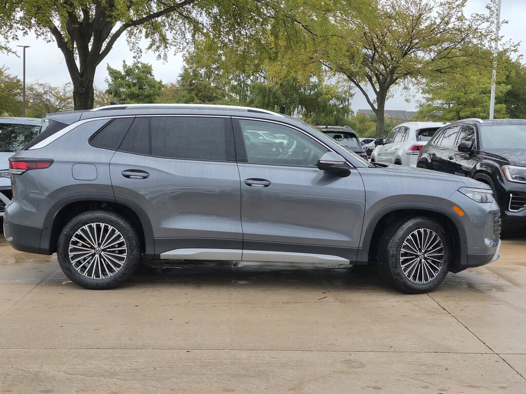 New 2026 Volkswagen Tiguan S SUV