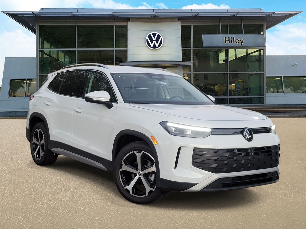 New 2026 Volkswagen Tiguan SE SUV