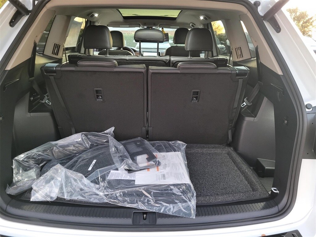 2026 Volkswagen Atlas SE Technology photo 3