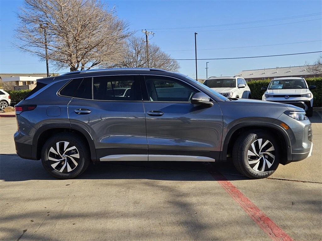 New 2025 Volkswagen Tiguan 2.0T S SUV