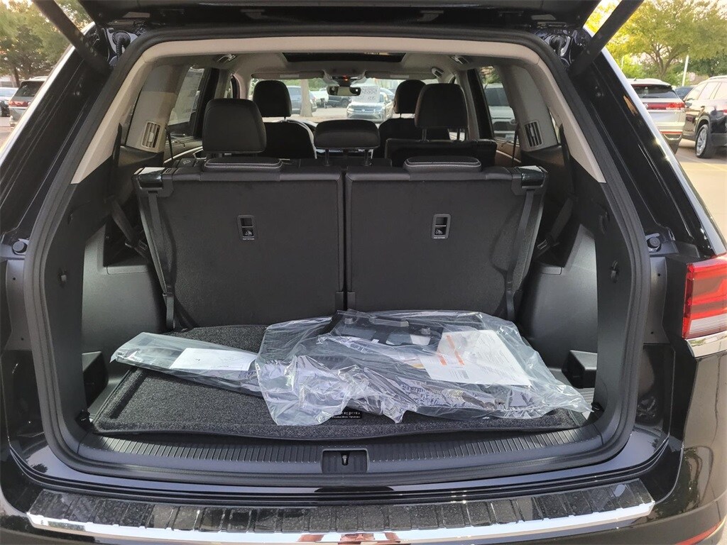 2026 Volkswagen Atlas SE Technology photo 4