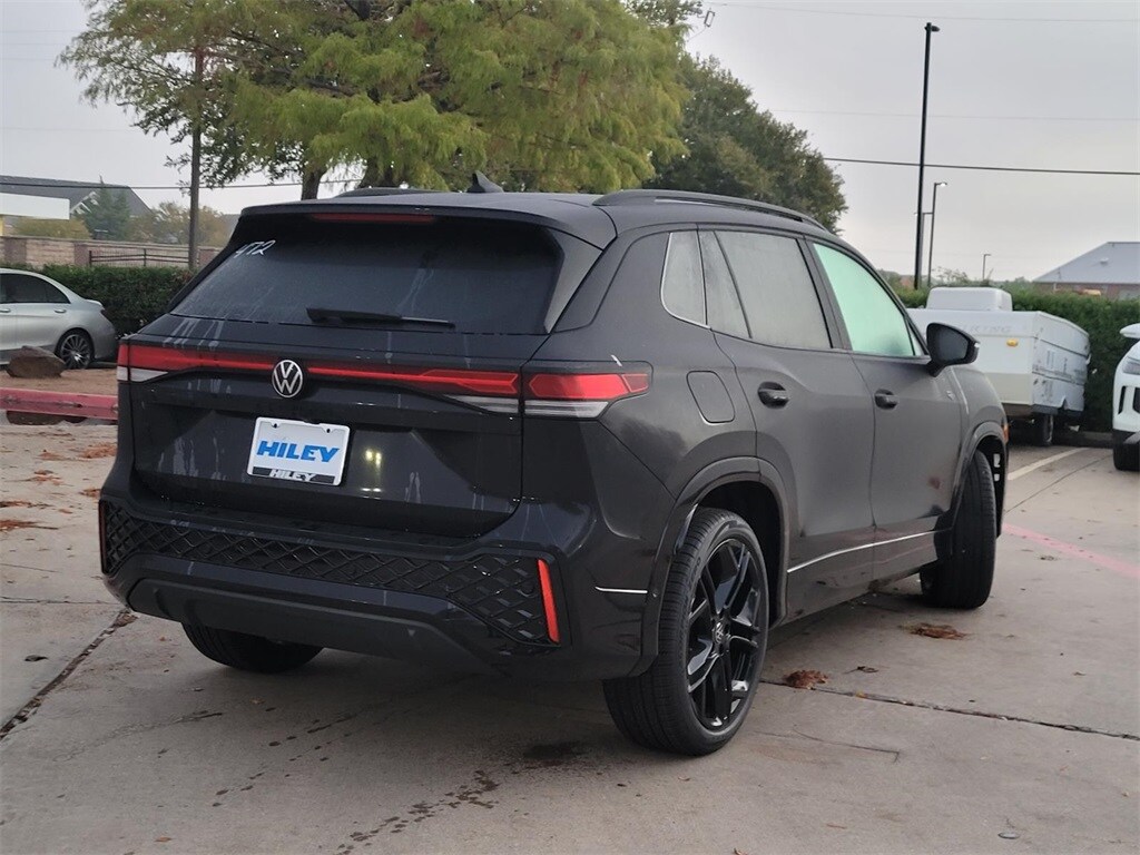 New 2026 Volkswagen Tiguan 2.0T SE R-Line Black SUV