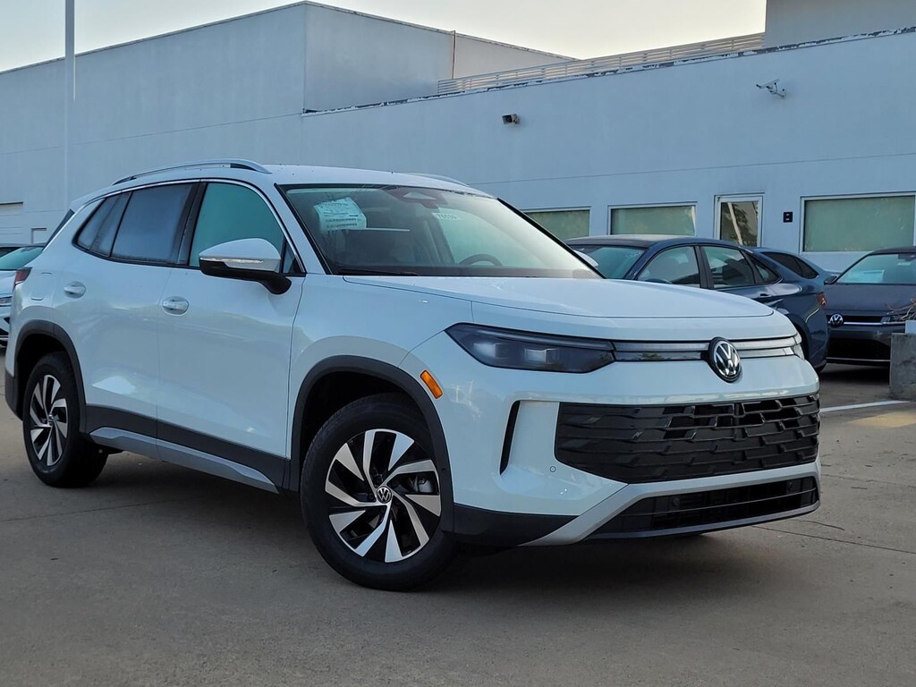 New 2026 Volkswagen Tiguan 2.0T S SUV