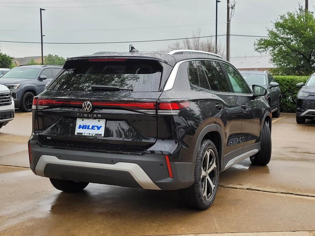New 2026 Volkswagen Tiguan 2.0T SE SUV