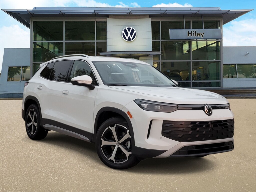New 2026 Volkswagen Tiguan 2.0T SE SUV