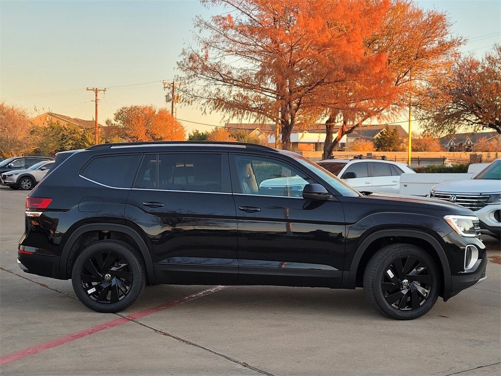 New 2026 Volkswagen Atlas 2.0T SE w/Technology SUV