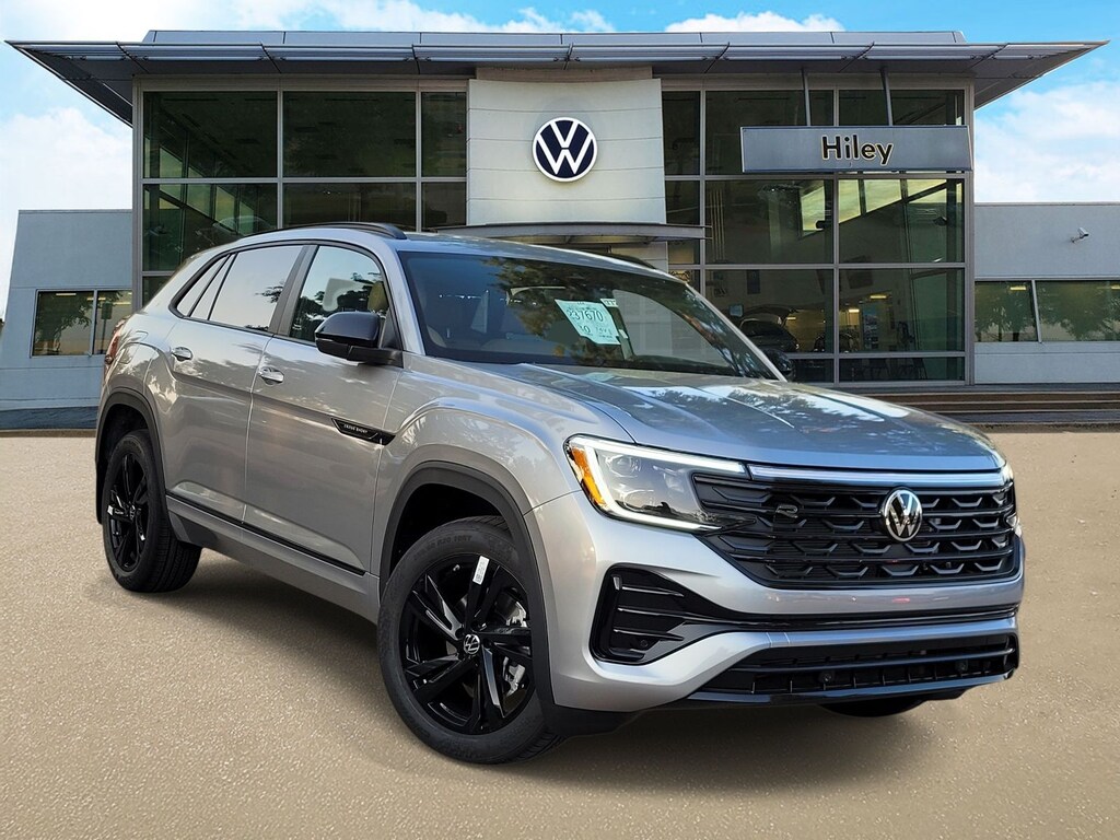 New 2026 Volkswagen Atlas Cross Sport SEL R-Line Black SUV