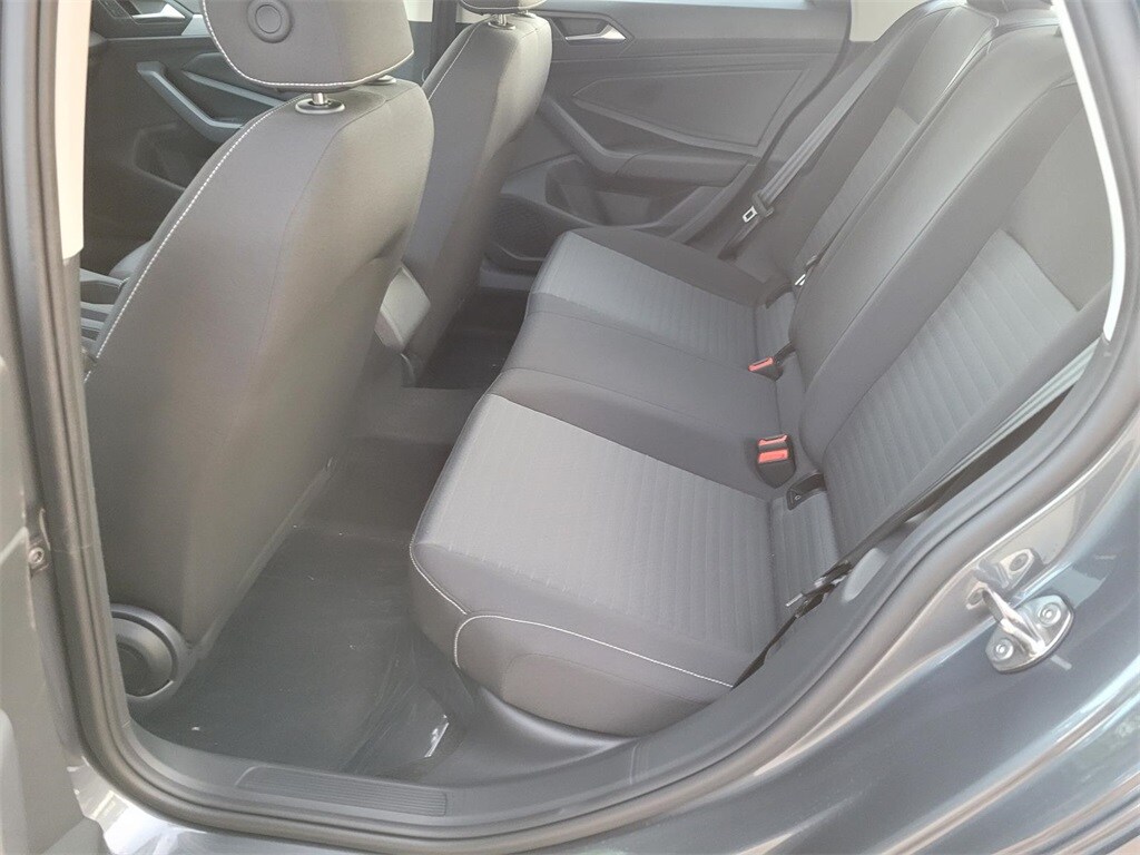 2025 Volkswagen Jetta 1.5T S photo 4