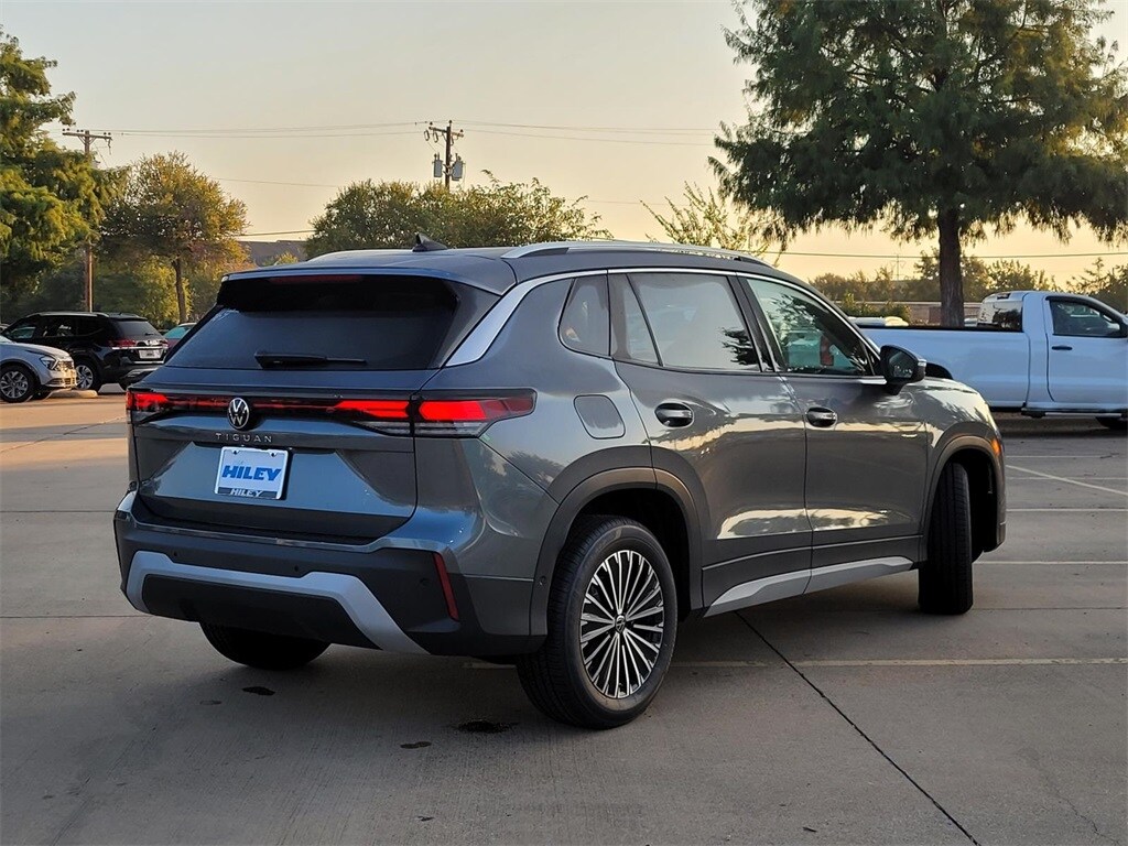 2025 Volkswagen Tiguan S photo 3