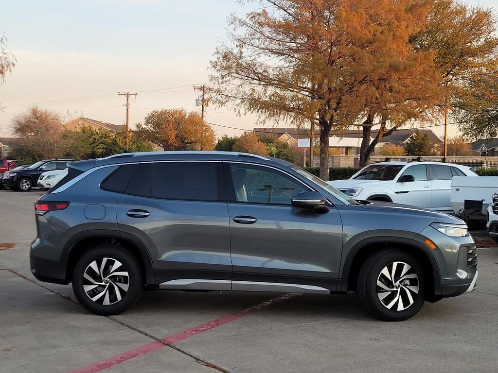 New 2026 Volkswagen Tiguan 2.0T S SUV