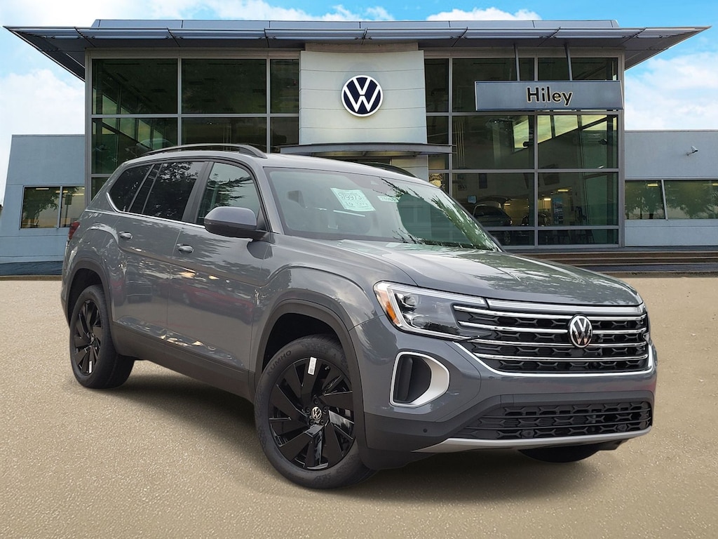 New 2026 Volkswagen Atlas SE w/Technology SUV