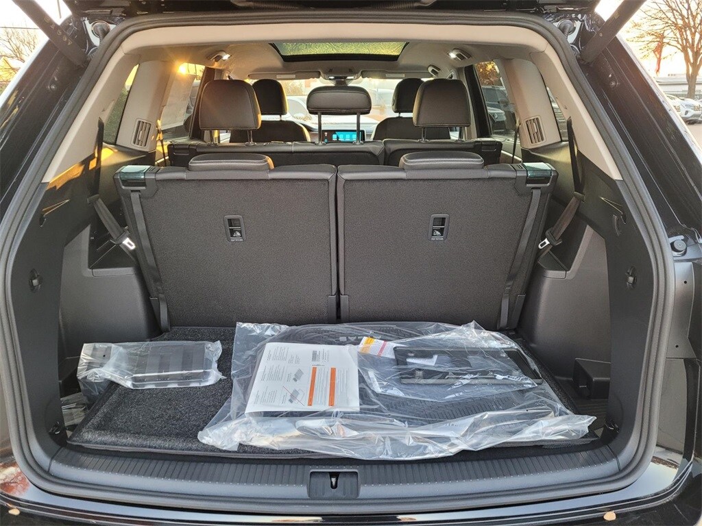 New 2026 Volkswagen Atlas 2.0T SE w/Technology SUV