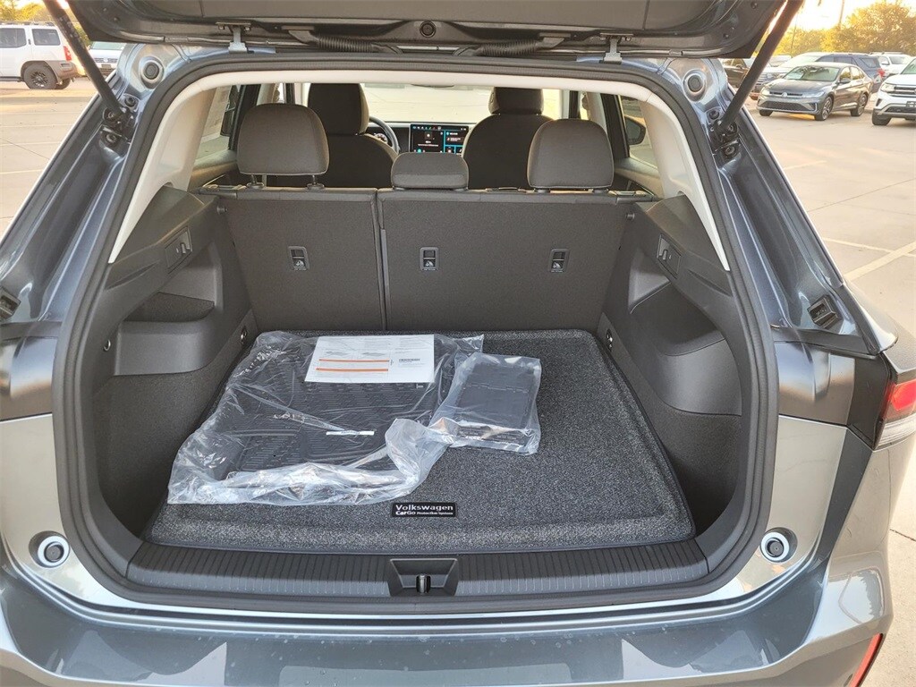 2025 Volkswagen Tiguan S photo 4