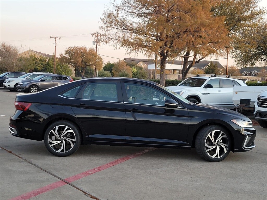 New 2026 Volkswagen Jetta 1.5T SEL Sedan