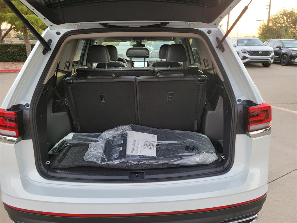 New 2026 Volkswagen Atlas 2.0T SE SUV