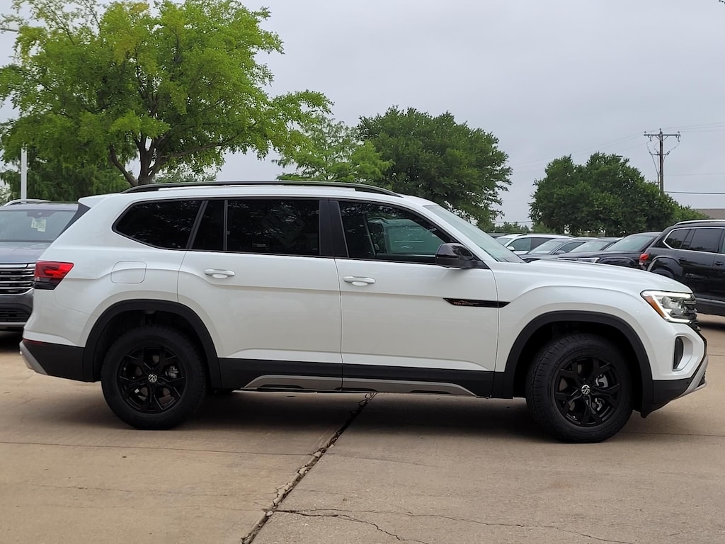 New 2026 Volkswagen Atlas 2.0T Peak Edition SUV