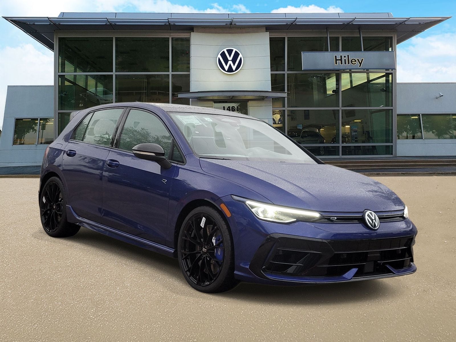 2026 Volkswagen Golf R Golf R 4-door DSG's photo