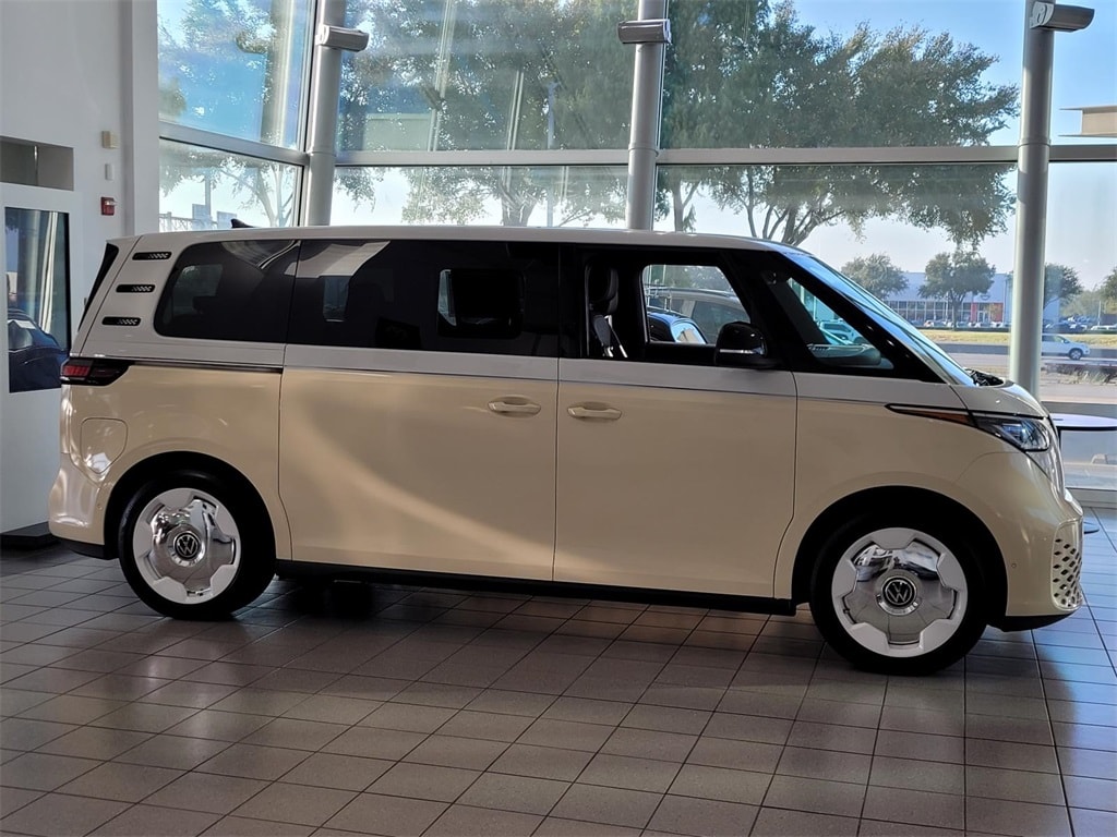 New 2025 Volkswagen ID. Buzz Pro S Van Passenger Van