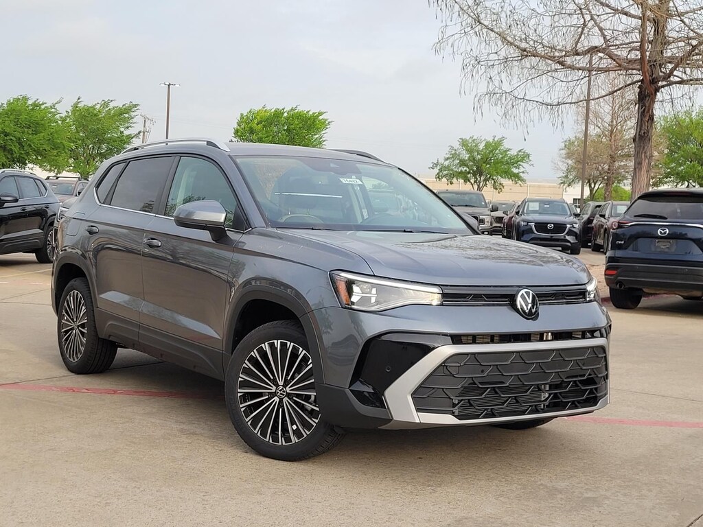 New 2026 Volkswagen Taos 1.5T SE SUV