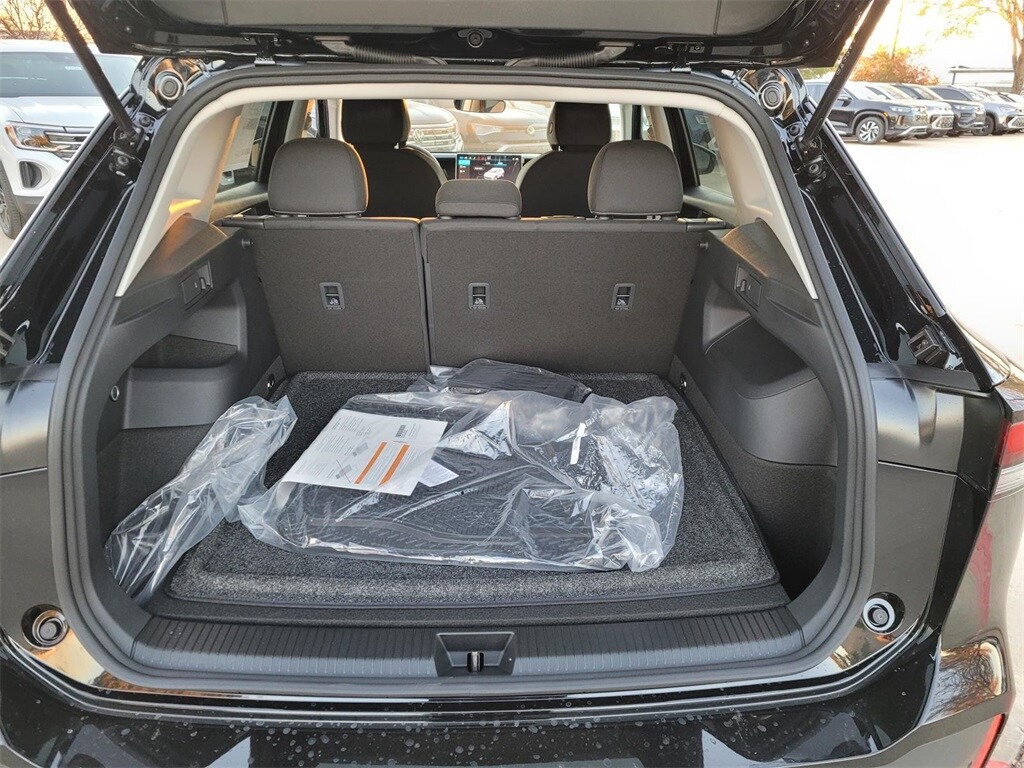 2026 Volkswagen Tiguan S photo 4