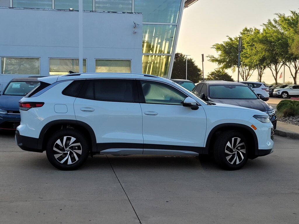 New 2026 Volkswagen Tiguan 2.0T S SUV