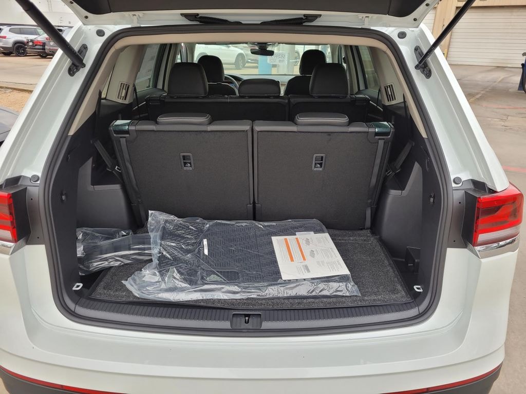 New 2026 Volkswagen Atlas 2.0T SE SUV