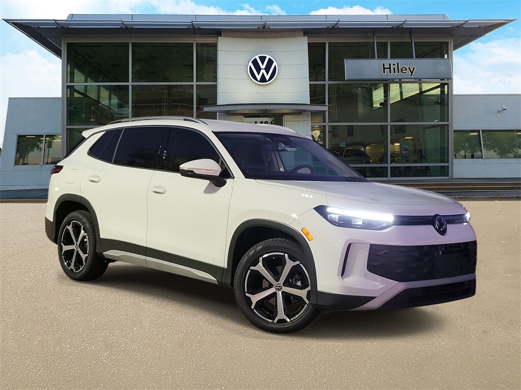 New 2025 Volkswagen Tiguan 2.0T SE SUV