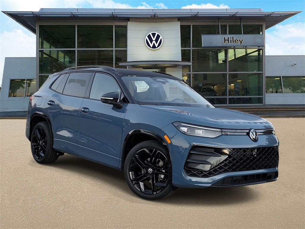 New 2026 Volkswagen Tiguan 2.0T SE R-Line Black SUV