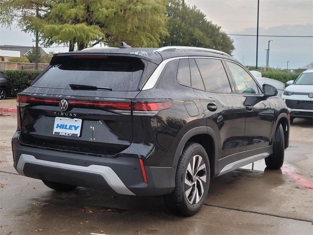 2026 Volkswagen Tiguan S photo 3