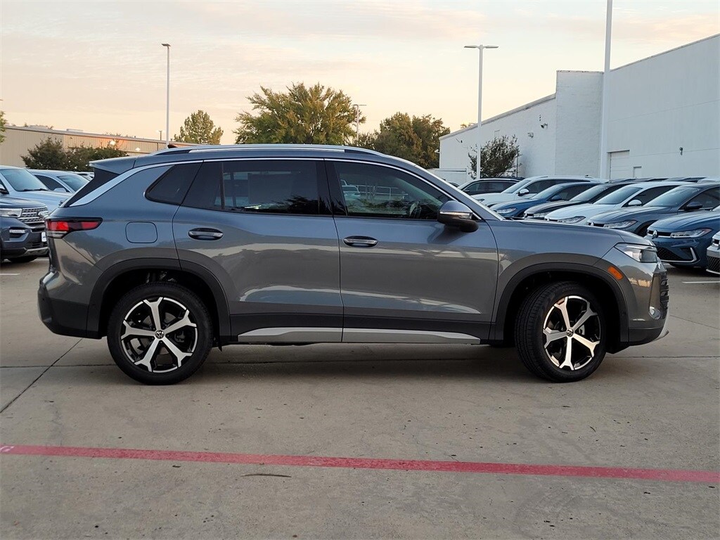 New 2025 Volkswagen Tiguan 2.0T SE SUV