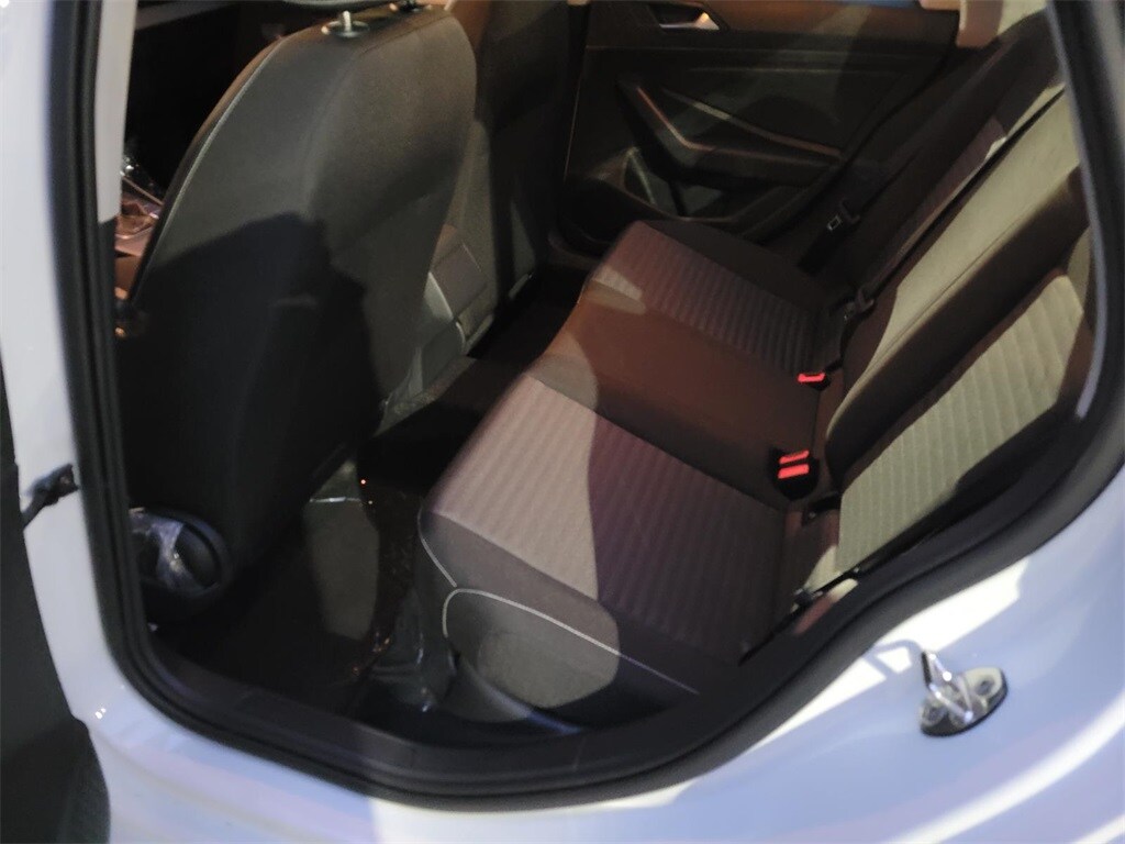 2025 Volkswagen Jetta 1.5T S photo 3