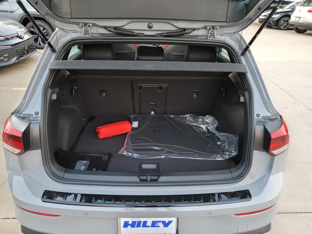 New 2026 Volkswagen Golf GTI SE Hatchback
