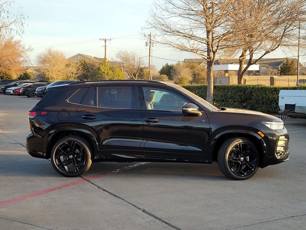 New 2026 Volkswagen Tiguan 2.0T SE R-Line Black SUV