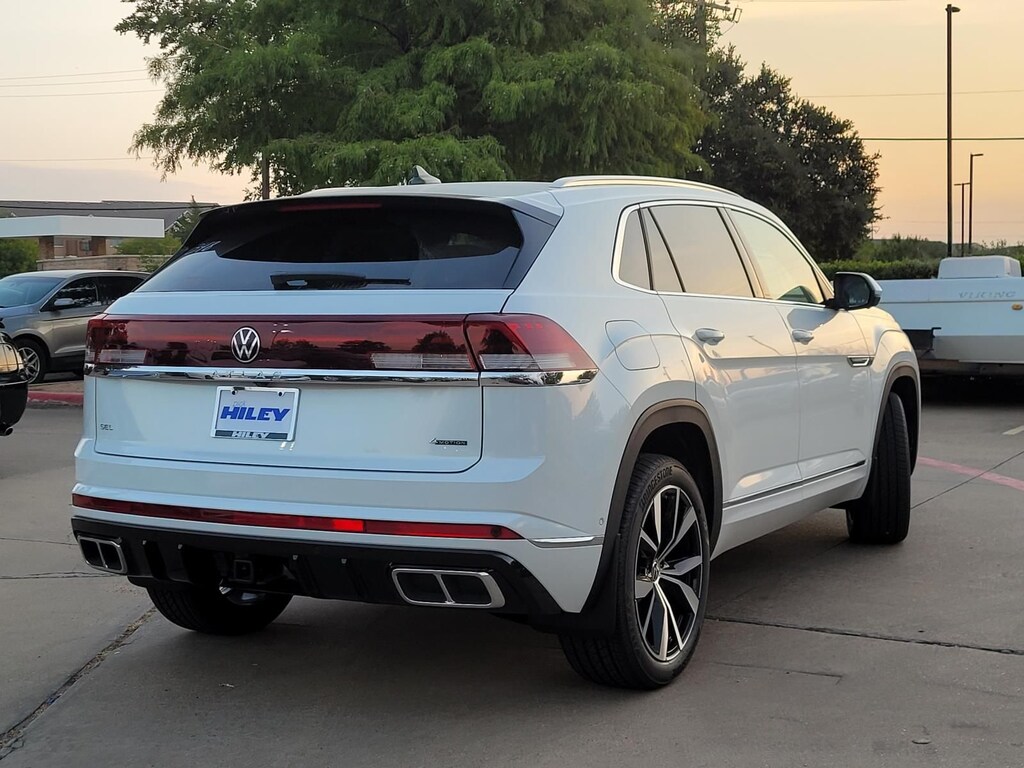 New 2026 Volkswagen Atlas Cross Sport 2.0T SEL Premium R-Line SUV