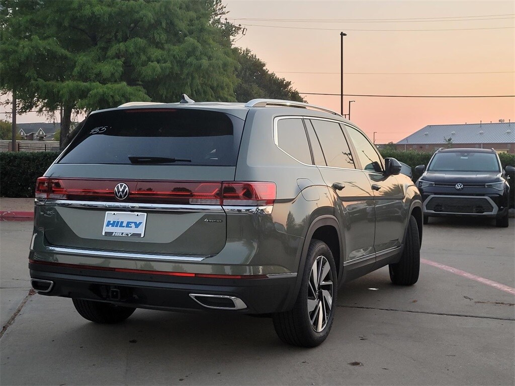 2026 Volkswagen Atlas SEL photo 3