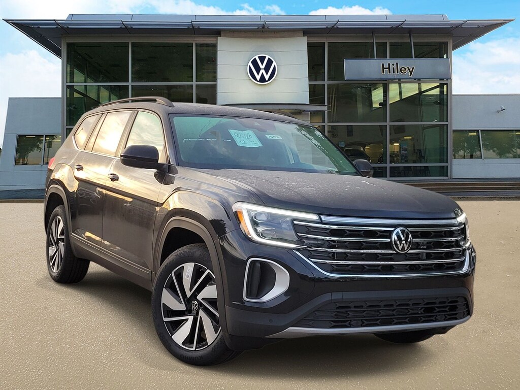 New 2026 Volkswagen Atlas SE w/Technology SUV