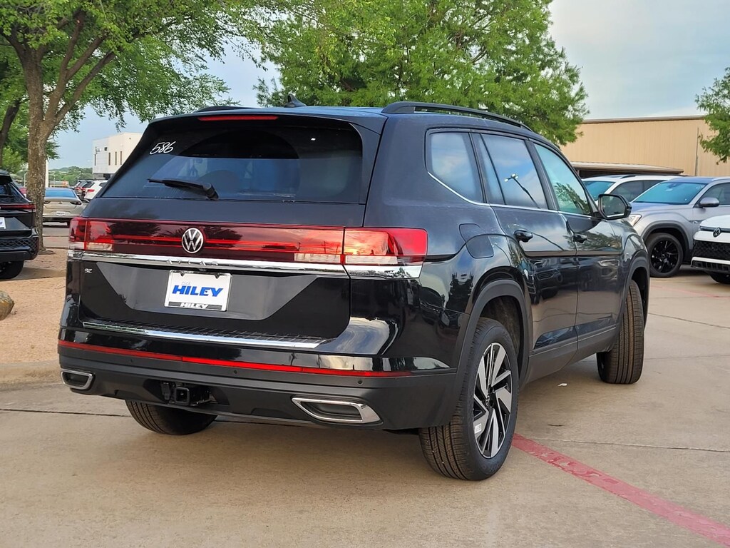 New 2026 Volkswagen Atlas SE w/Technology SUV