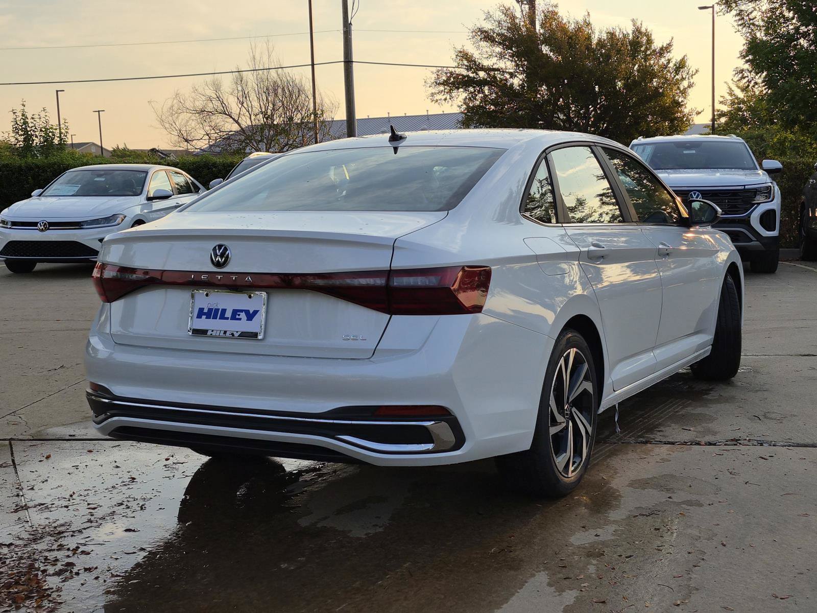 New 2027 Volkswagen Jetta 1.5T SEL Sedan