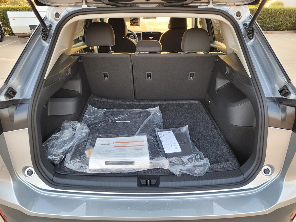 New 2026 Volkswagen Tiguan S SUV