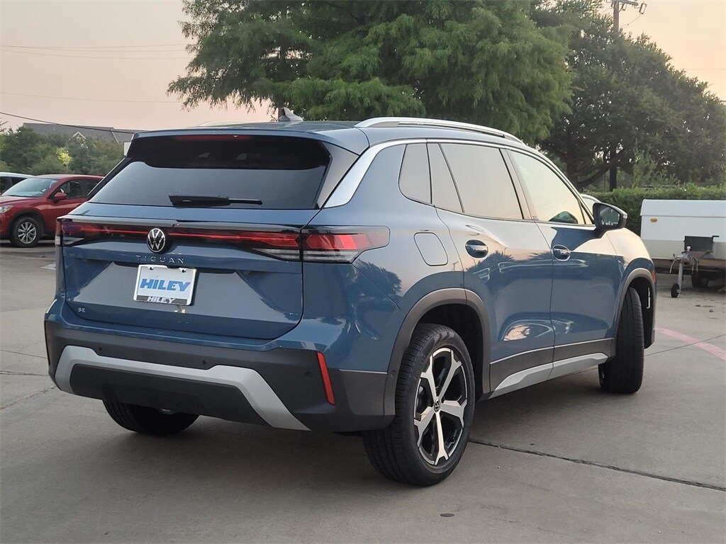 2025 Volkswagen Tiguan SE photo 3