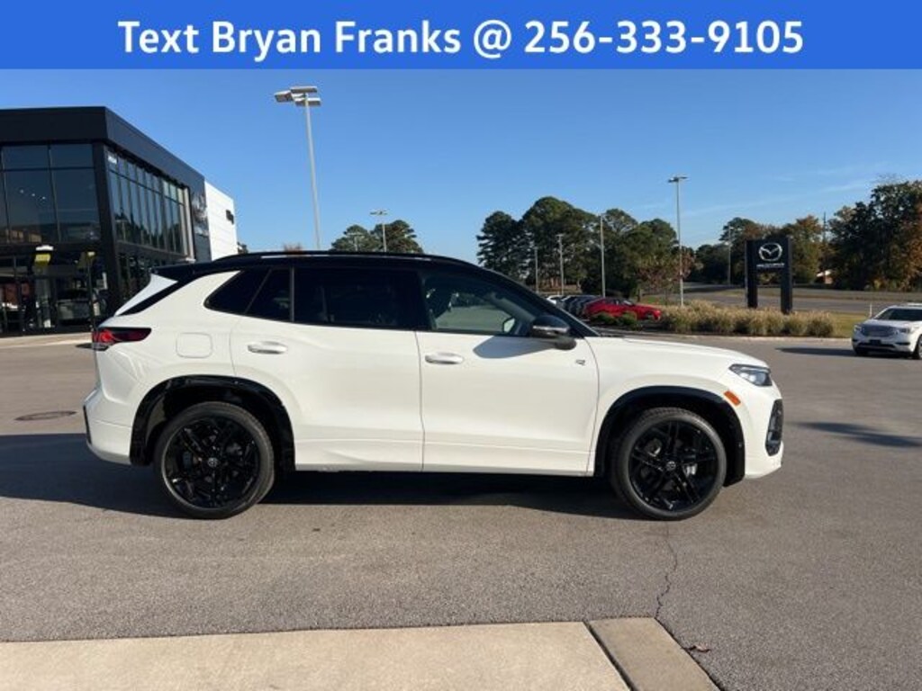 New 2026 Volkswagen Tiguan 2.0T SE R-Line Black SUV