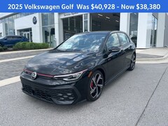 2025 Volkswagen Golf GTI 2.0T SE Hatchback