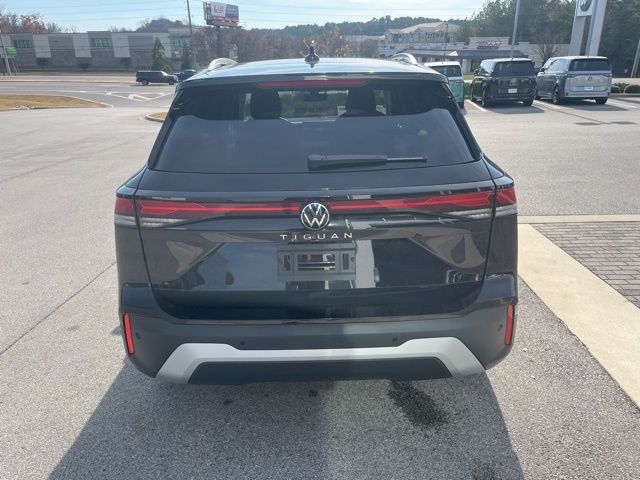 2026 Volkswagen Tiguan S photo 4