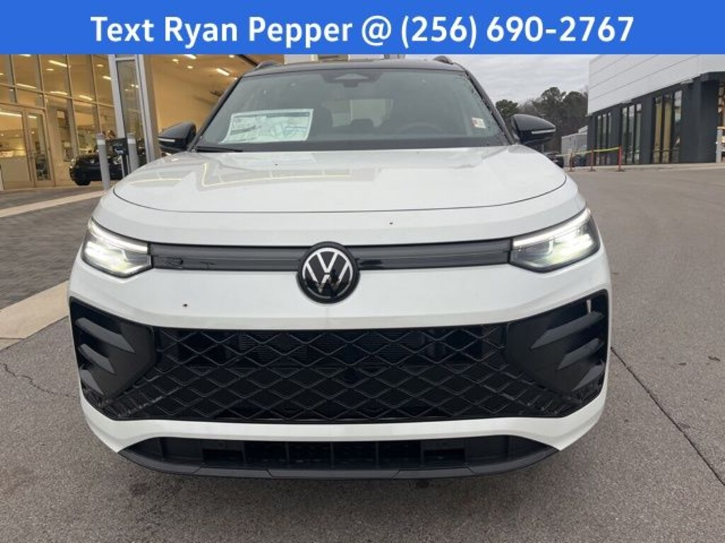 New 2026 Volkswagen Tiguan 2.0T SE R-Line Black SUV