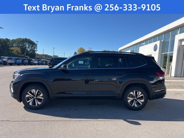 2026 Volkswagen Atlas SE photo 3