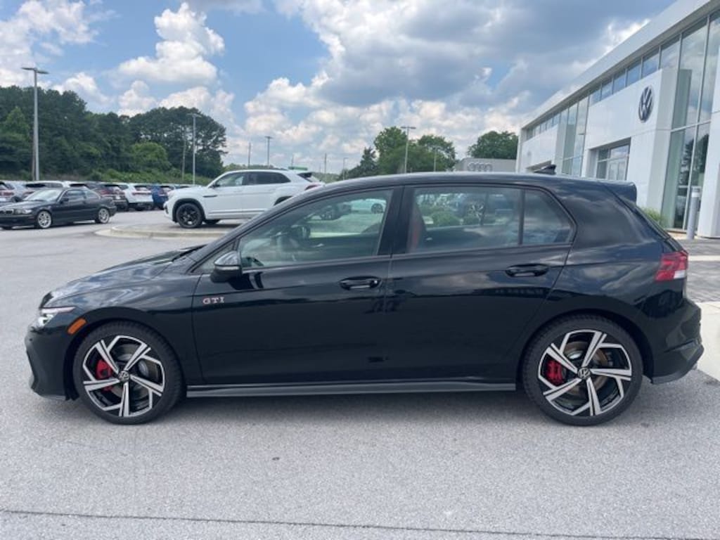 New 2025 Volkswagen Golf GTI 2.0T SE Hatchback