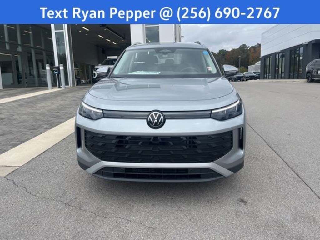 New 2026 Volkswagen Tiguan 2.0T SE SUV